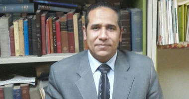 قيادى عمالى يطالب بتلافى مساوئ قانون العمل القديم
