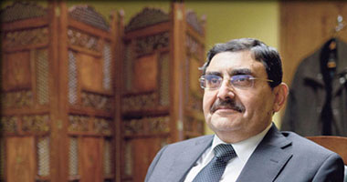 رسميا.. عصام الحداد وأيمن على فى "سجن العقرب".. ترحيلهما من جهة احتجازهما إلى "طرة".. ونجل مساعد "مرسى": والدى وآخرون كانوا بنادى الحرس الجمهورى منذ 3 يوليو