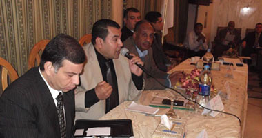 "الأثر البيئى والاجتماعى لتوصيل الغاز الطبيعى للمنازل" فى ندوة بقنا