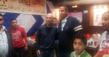 الفول والكشرى والملوخية والكبدة.. أشهر عادات الأجانب لكسب ود الجماهير