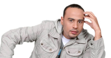 محمود عبد المغنى يواصل تصوير "لحظات حرجة"