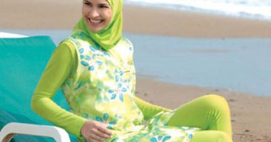 عاوزة تصيّفى؟! اقلعى..حرب الشواطئ على المحجبات تصل ذروتها فى صيف 2015.. القائمة السوداء لأماكن "عنصرية" تمنع دخول المحجبات.. دينا: "الموضوع مش بحر وحمامات سباحة بس.. فيه أماكن ما بتتعاملش مع المحجبات"
