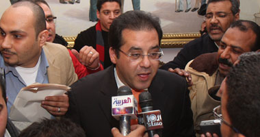 محمد الدسوقى رشدى يكتب: الخفايا السياسية وراء الإفراج عن أيمن نور؟