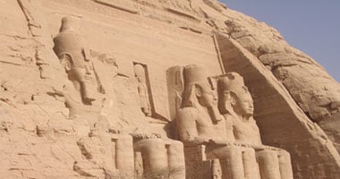 منع الشعارات السياسية فى احتفالات التعامد بأبو سمبل 