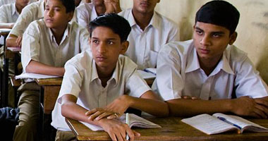 نشطاء هنود يحتجون على خفض سن البالغ لــ 16 عاما حتى يمكن محاكمته