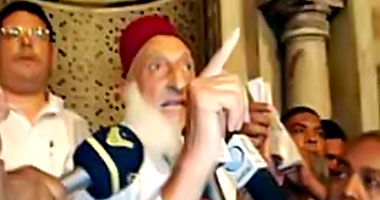 الشيخ حافظ سلامة: سنحاصر "مبارك" بشرم الشيخ إذا لم يتم محاكمته
