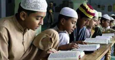 نائب تركى: عهْد منع الطلاب من قراءة القرآن فى المدارس انقضى
