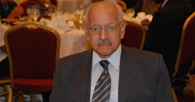 كمال أبو المجد: "الكسل والجهل" عبادة المسلمين الجديدة