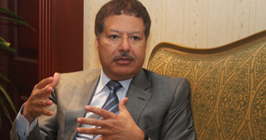 غدا.. زويل يتحدث عن رؤية العلماء لثورة 25 يناير