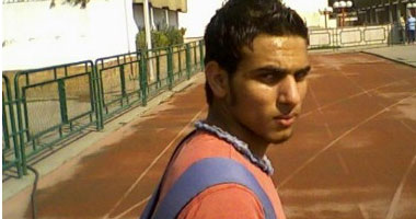 الشرطة يحتفل بـ"دويدار" أول محترف بصفوف النادى 
