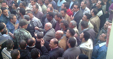 تظاهر أهالى التل الكبير ضد الأوقاف بسبب إزالة منازلهم