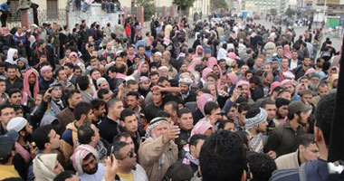 الآلاف يتظاهرون فى العريش دعماً لثورة ليبيا