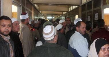 العاملون بأوقاف بورسعيد يطالبون برحيل المدير