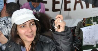منى زكى تنفى تقديمها فيلماً عن الشهيدة سالى زهران