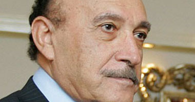 العاملون بـ"المصرية للاتصالات" يطلبون لقاء "سليمان"
