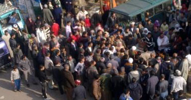 مظاهرة لأهالى "كفر البطيخ" تطالب الشرطة بالتصدى للبلطجة