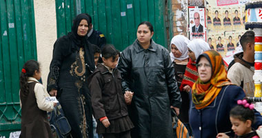 بالصور.. الدراسة تعود من جديد وتعيد الزحام للشوارع