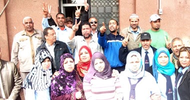 العاملون بسنترال منيا القمح يضربون عن العمل اعتراضا على نقل المدير