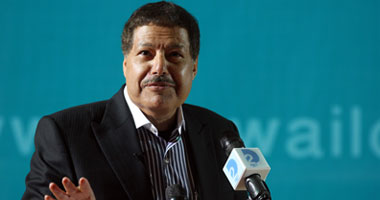 أحمد زويل: لا علاقة للإسلام بما تشهده مصر من اضطرابات سياسية