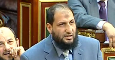 "البلكيمى" يحرر محضرا بالاعتداء عليه ويتلقى العلاج بالشيخ زايد