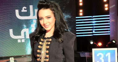 ساندى تطلب تأجيل "هيك بنغنى" وتعتذر عن حفلات عيد الحب