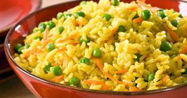 طريقة عمل الأرز باللبن بالرمان