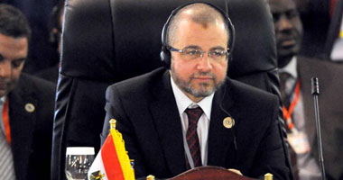 هشام قنديل يؤكد تمسك الشعب باستكمال مسيرة التحول الديمقراطى