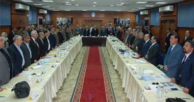 وزير المرافق يقرر صرف 5 آلاف جنيه لأسر المتوفين فى حادث القليوبية