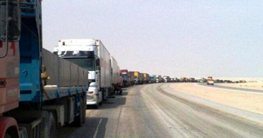 الحكومة تستثنى شاحنات نقل البضائع من حظر التجول