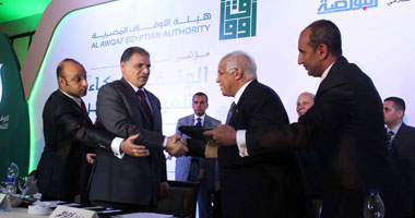وزير التخطيط: وزارة الأوقاف لها دور كبير فى القضاء على البطالة والفقر
