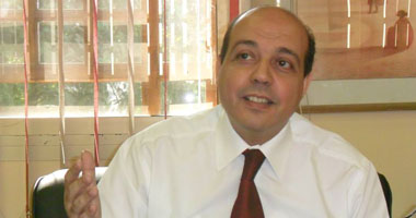 محمد أبو الخير يدير أولى جلسات الملتقى العلمى بأكاديمية الفنون
