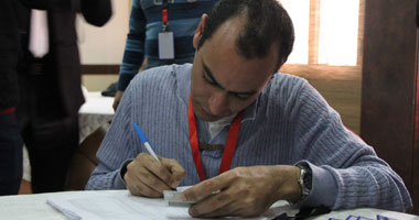 جلسة نقاشية لـ"الدستور" لحسم إقرار لائحة الحزب