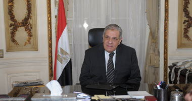 عادل العدوى يقترب من تولى وزارة الصحة خلفا للرباط