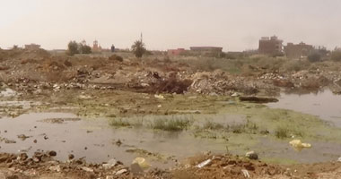 وزير الرى يكلف رؤساء الإدارة المركزية بمتابعة حالة المياه فى الترع 