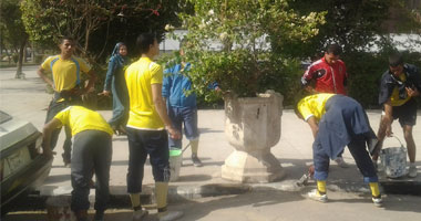 بدء فعاليات معسكر "اصنع فارق" للقيادات الطلابية للجامعة الأمريكية بالقاهرة بشرم الشيخ