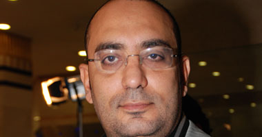 بلاغ من المخرج أكرم فريد يتهم شركة استثمار عقارى بالنصب عليه