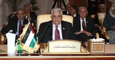 أبو مازن يطالب أوباما بإجبار إسرائيل على الانصياع للسلام