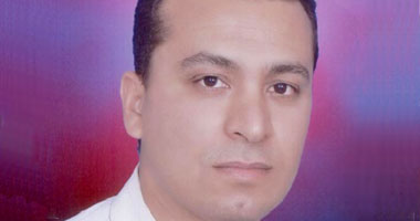 "العجوز اللى اتهلك جوايا" قصيدة لمراد ناجح عزيز  