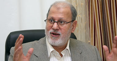 نائب مرشد الإخوان السابق: القبض على محمد عبد الرحمن يمهد لضبط محمود عزت