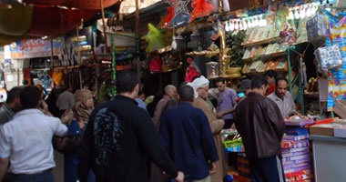 ضبط 1.2 طن من حلوى المولد الفاسدة بقنا