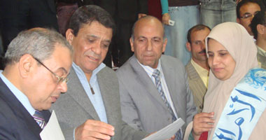 "عابدين": قل "عيد الأم" ولا تقل "عيد الأسرة"