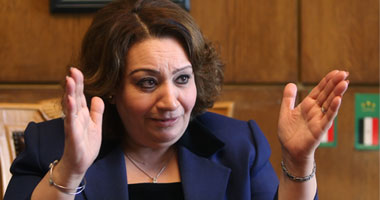 نائب رئيس مجلس الدولة تبكى على الهواء
