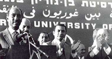 إسرائيل تكرم مبارك والسادات و"تتحسر" على عهديهما 