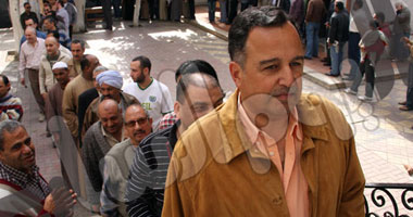 إقبال شديد على لجان الاستفتاء على التعديلات الدستورية