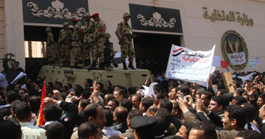 حركة "المصرى الحر" تعلن تأييدها لمطالب الأمناء المعتصمين