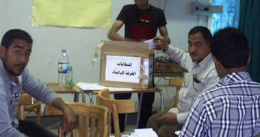 اختيار أول مجلس اتحاد طلاب بجامعة دمنهور بالانتخاب