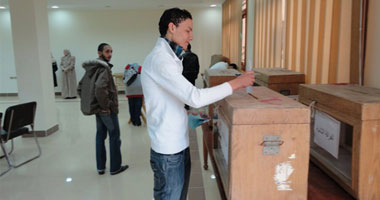 أزمة بين القوى السياسية بالجامعات و"التعليم العالى" بعد إعلان "حلوان" فتح الترشح للانتخابات الطلابية رغم عدم صدور قرار وزارى بشأنها.. واتحاد طلاب الجامعة يرفض إجراءها