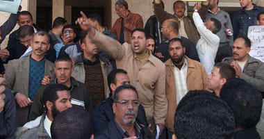 محمد سيد مصطفى يكتب: الثورة والانتهازيون