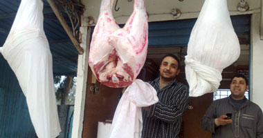 "البيطريين" تحذر من تناول لحوم غير مختومة بـ "المجازر"