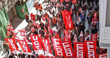 إصابة عدد من المتظاهرين ضد الحكومة فى أسبانيا
